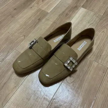 STACCATO 비쥬 로퍼 베이지