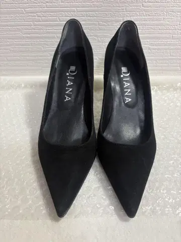 [ 새상품급 ] DIANA 다이애나 스웨이드 펌프스 21cm 블랙