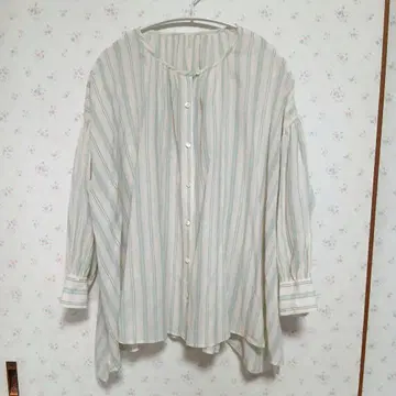 Yuni 노카라 스트라이프 긴팔 셔츠