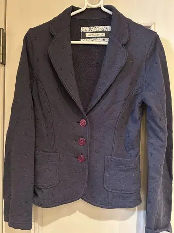 LAURA ASHLEY 네이비 티셔츠 자켓