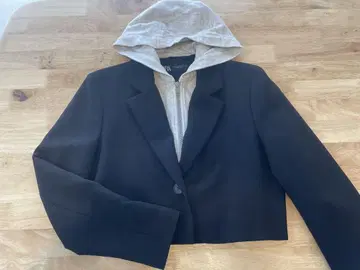 ZARA 후드 부착 테일러드 자켓 S 블랙 숏 기장 크롭 기장