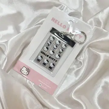 LOWRYSFARM 헬로키티 타일씰 키참 블랙