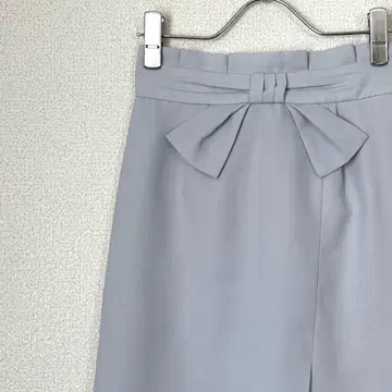 Swingle 미디 스커트 타이트 리본 슬릿 심플 안감 부착