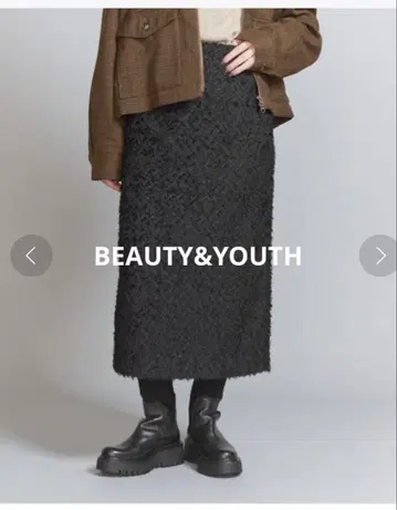 [ 새상품급 ] BEAUTY&YOUTH 자카드 프린지 I라인 스커트 블랙