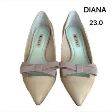 새상품급 DIANA 베이지 리본 포함 펌프스 에나멜