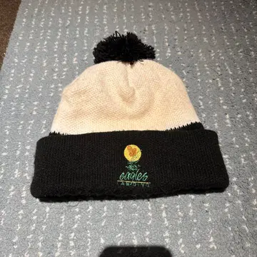 빈티지 폼폼 니트