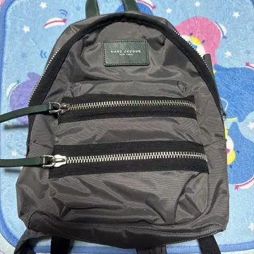 마크 제이콥스 다크 그레이 백팩