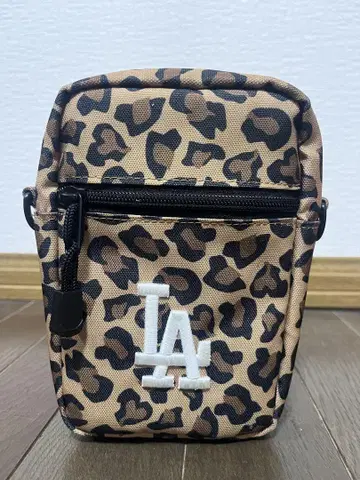 레오파드 무늬 LA 숄더백