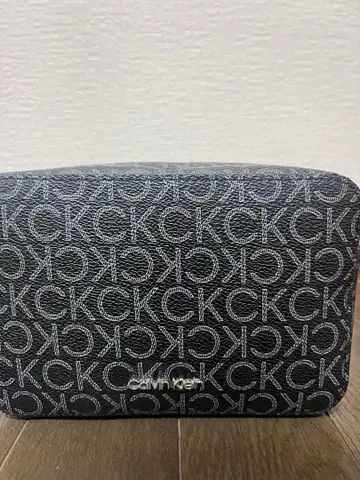 Calvin Klein CK 로고 숄더백