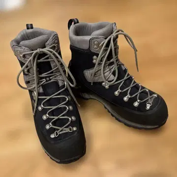AKU 등산화 EIGER 3 GTX 다크 네이비 25.5cm