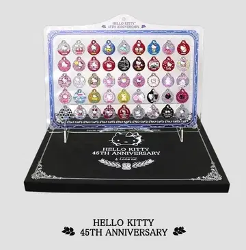[ 레어/미개봉 ] 헬로키티 45주년 기념 히스토리컬 아크릴 참