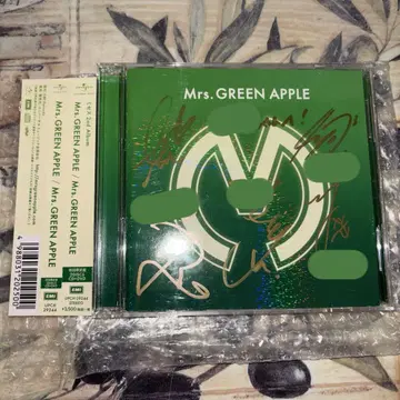 Mrs. GREEN APPLE 사인 포함