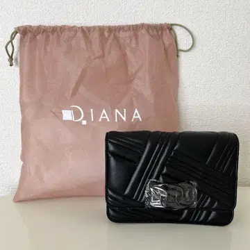 새상품 DIANA 퀼팅 숄더백 블랙 골드