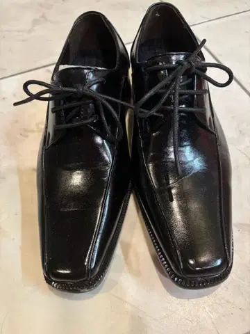 블랙 드레스 슈즈 24cm 블랙 인조 가죽