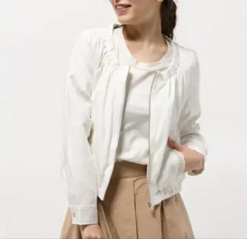 아카이브 비쥬 블루종 화이트 M