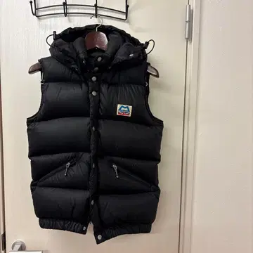 마운틴 이큅먼트 다운 베스트 S 새상품급