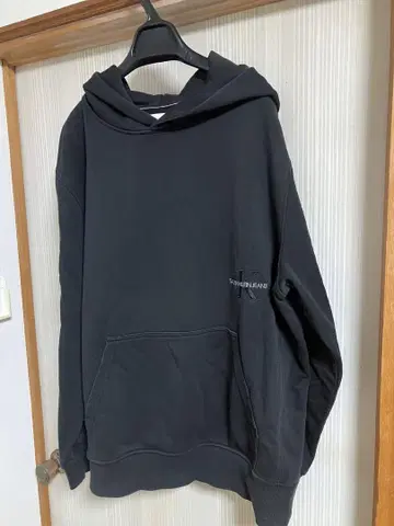 CALVIN KLEIN JEANS 블랙 후드티
