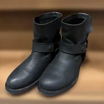 JOE SANCHEZ 블랙 가죽 엔지니어 부츠