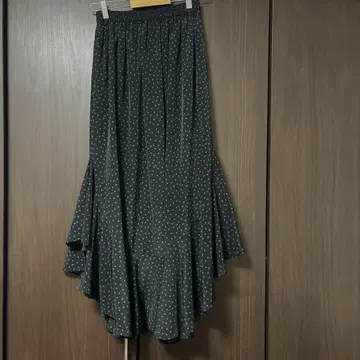 pale jute 도트 스커트
