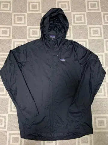 새상품급 Patagonia 파타고니아 후디니 자켓 블랙 XL