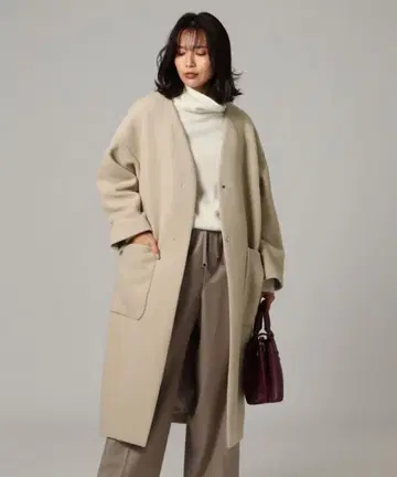 UNTITLED 폰테 벨로아 노카라 롱 코트