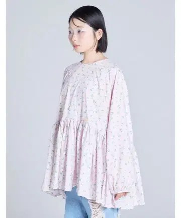 새상품 Little Sunny Bite/floral mini dress