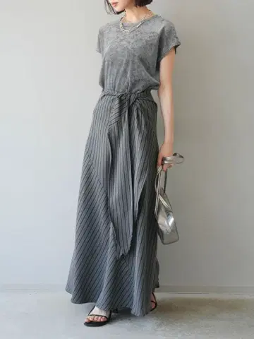 lumier 사이드 랩 트윌 스커트 스트라이프