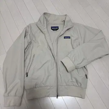patagonia 베이지 점퍼 자켓