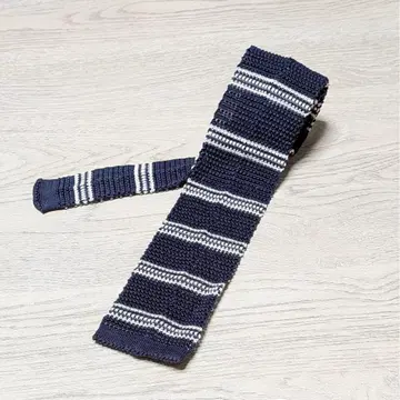 Margaret Howell 마가렛호웰 니트 타이 네이비