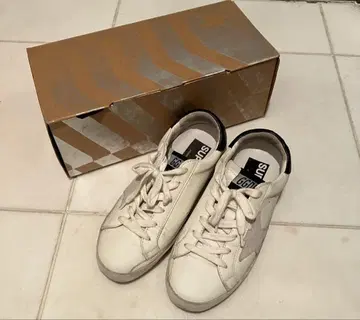 Golden goose 화이트 스니커즈 35