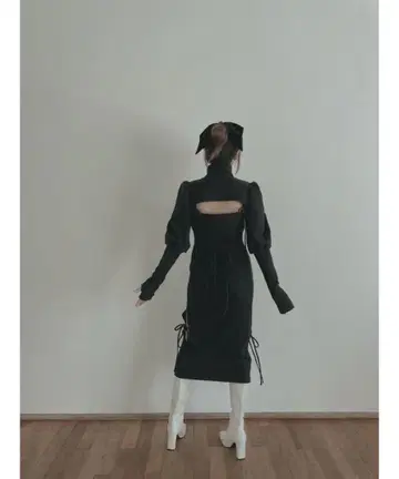 fictiontokyo 볼륨 슬리브 세퍼레이트 플레어 원피스 블랙