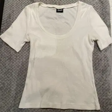 D&G 화이트 반팔 티셔츠