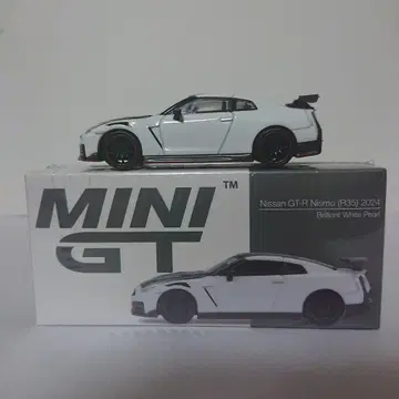 미개봉 MINI GT Nissan GT-R Nismo (R35) 2024