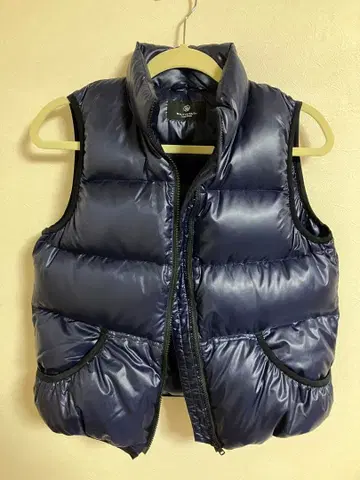유나이티드 애로우즈 네이비 다운 베스트