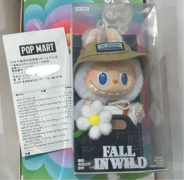 POPMART THE MONSTERS FALL IN WILD 러브브