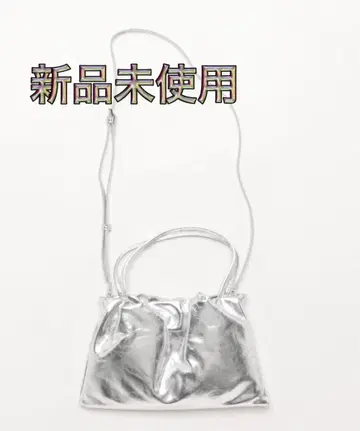 [ 미사용 새상품 ] 카슈카슈 턱 들어간 2way 숄더 실버