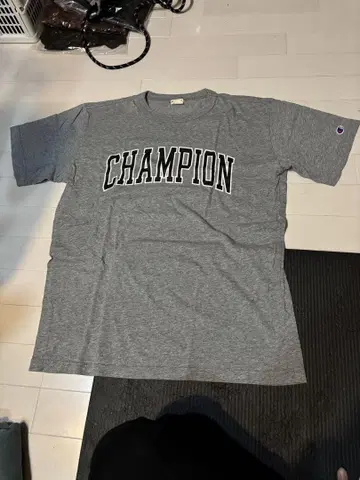 Champion x XLARGE 그레이 셔츠