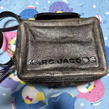 MARC JACOBS 크랙 가공 숄더백