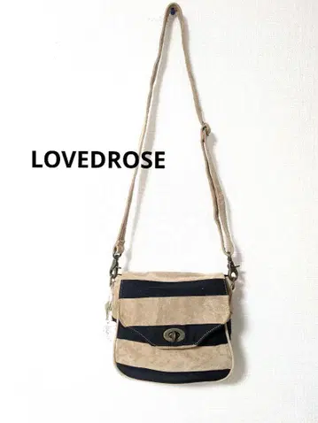 미사용품 택 포함 LOVEDROSE 돈피 보더 숄더백