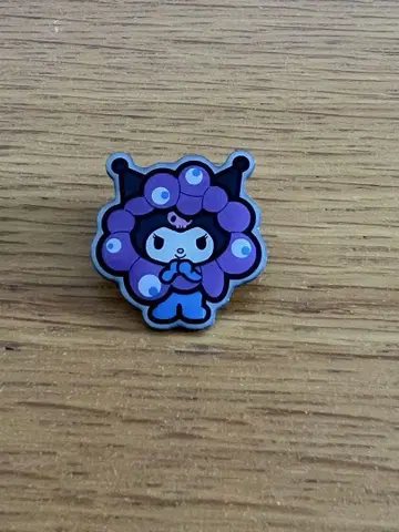 산리오 미야쿠미야쿠 변신 핀 배지