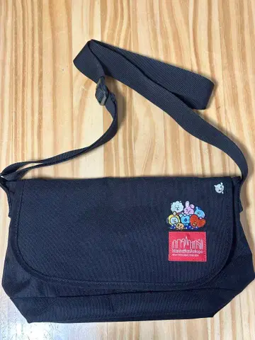 맨하탄 포티지 bt21 블랙 숄더백