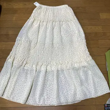 archives 플레어 스커트 크림색