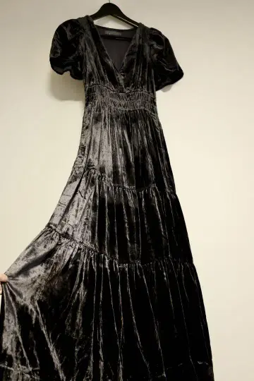 Anthropologie 블랙 벨벳 V넥 맥시 드레스