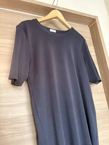 폭시 다크 네이비 자수