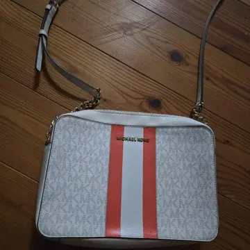 MICHAEL KORS 스트라이프 숄더백