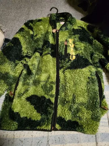 EVISU 카모플라쥬 플리스 자켓 보아