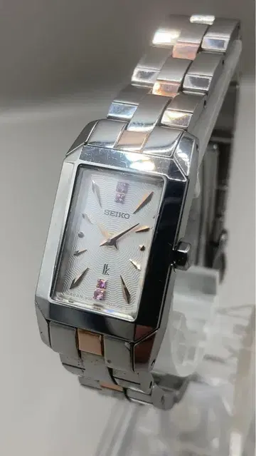 SEIKO 쿼츠 손목시계 루키아 1F20-0BW0 여성용 작동 제품