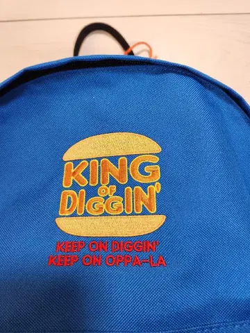 KING OF DIGGIN' 백팩 파랑 오퍼라