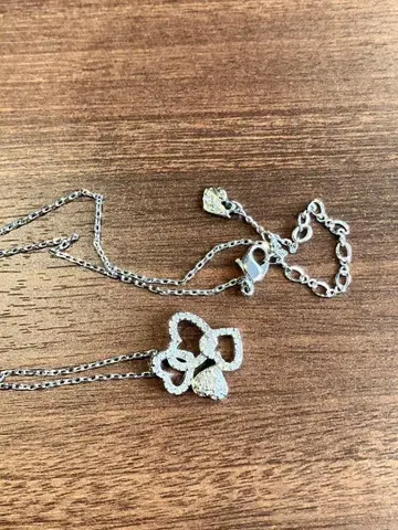 SWAROVSKI 스와로브스키 목걸이 하트