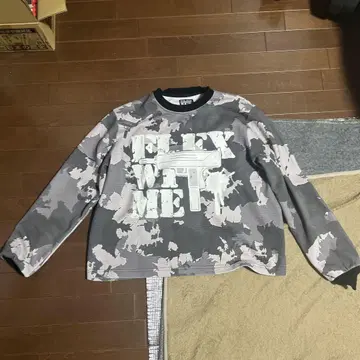 FLEX WIT ME 카모 패턴 트레이닝복